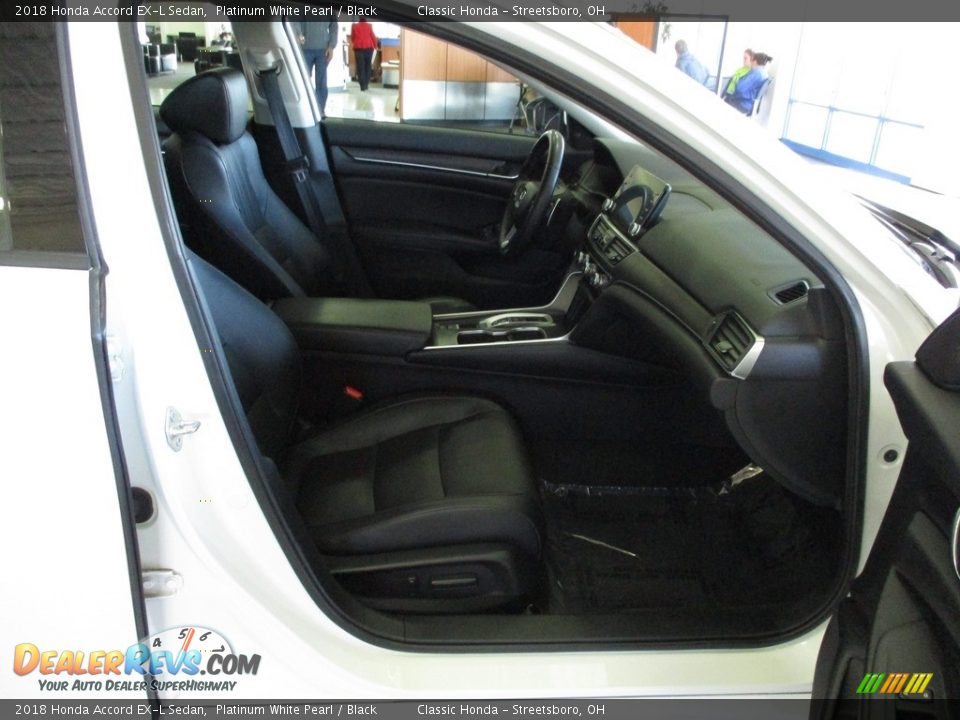 2018 Honda Accord EX-L Sedan Platinum White Pearl / Black Photo #18