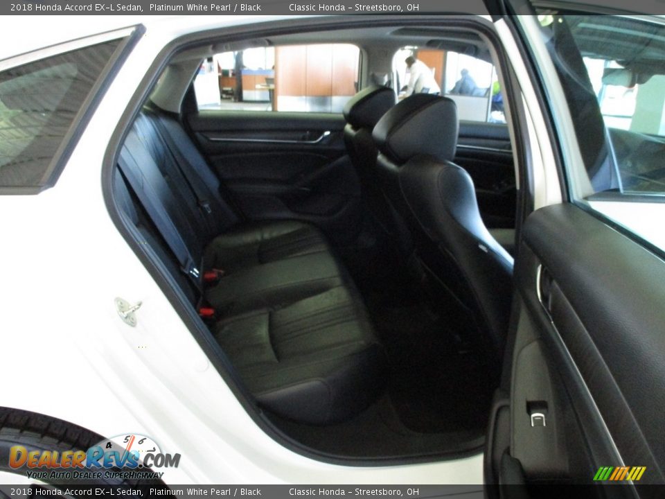 2018 Honda Accord EX-L Sedan Platinum White Pearl / Black Photo #22
