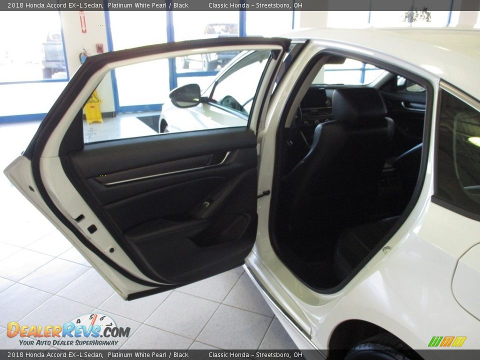 2018 Honda Accord EX-L Sedan Platinum White Pearl / Black Photo #24