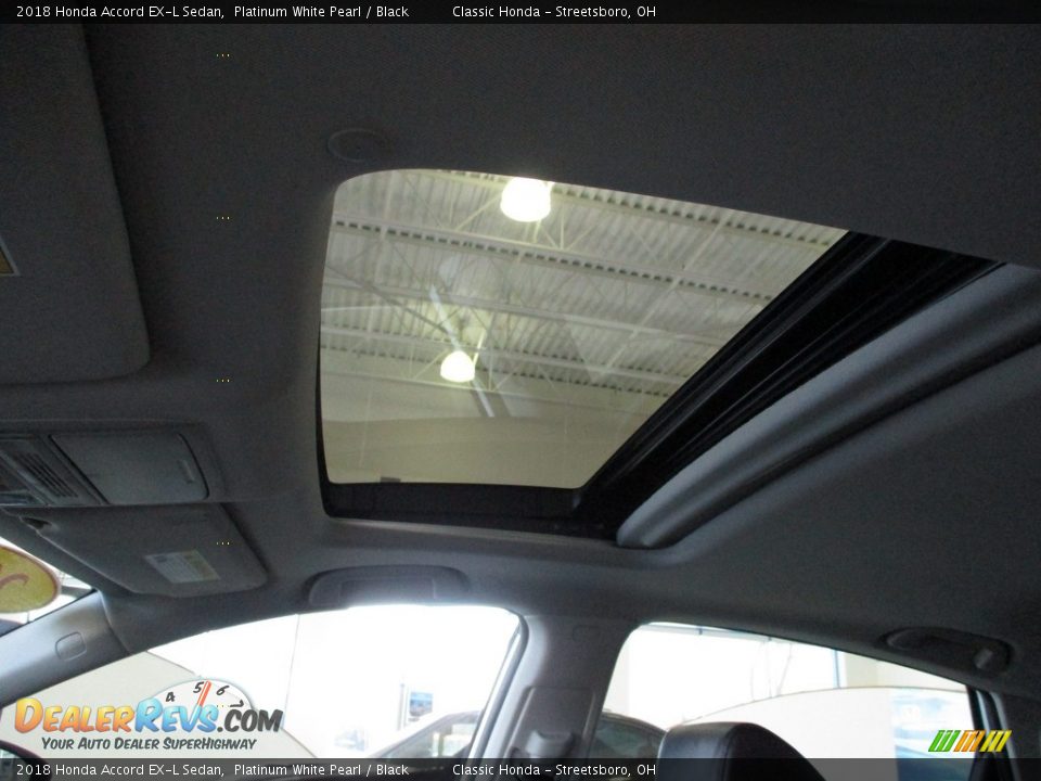 2018 Honda Accord EX-L Sedan Platinum White Pearl / Black Photo #30