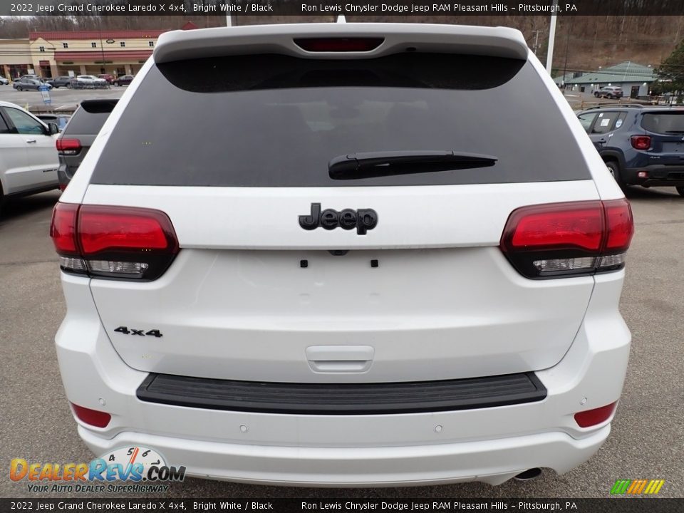 2022 Jeep Grand Cherokee Laredo X 4x4 Bright White / Black Photo #4