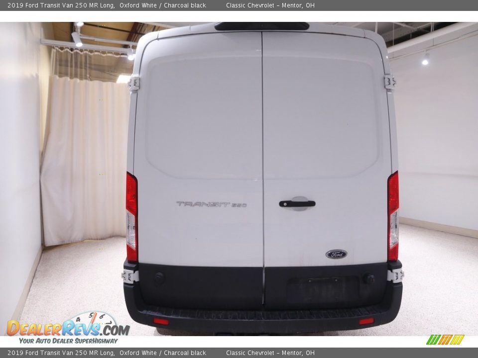 2019 Ford Transit Van 250 MR Long Oxford White / Charcoal black Photo #16