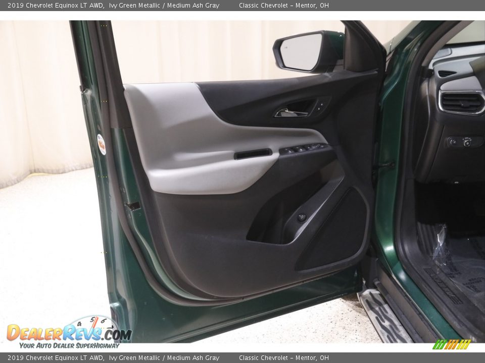 2019 Chevrolet Equinox LT AWD Ivy Green Metallic / Medium Ash Gray Photo #4