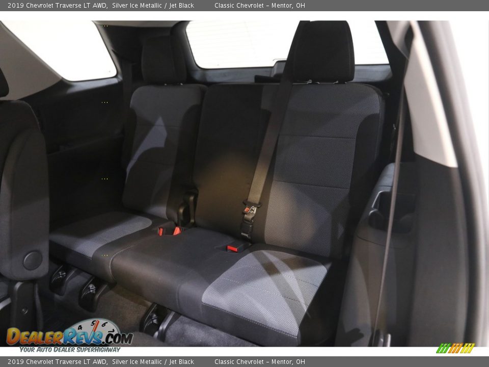 2019 Chevrolet Traverse LT AWD Silver Ice Metallic / Jet Black Photo #17