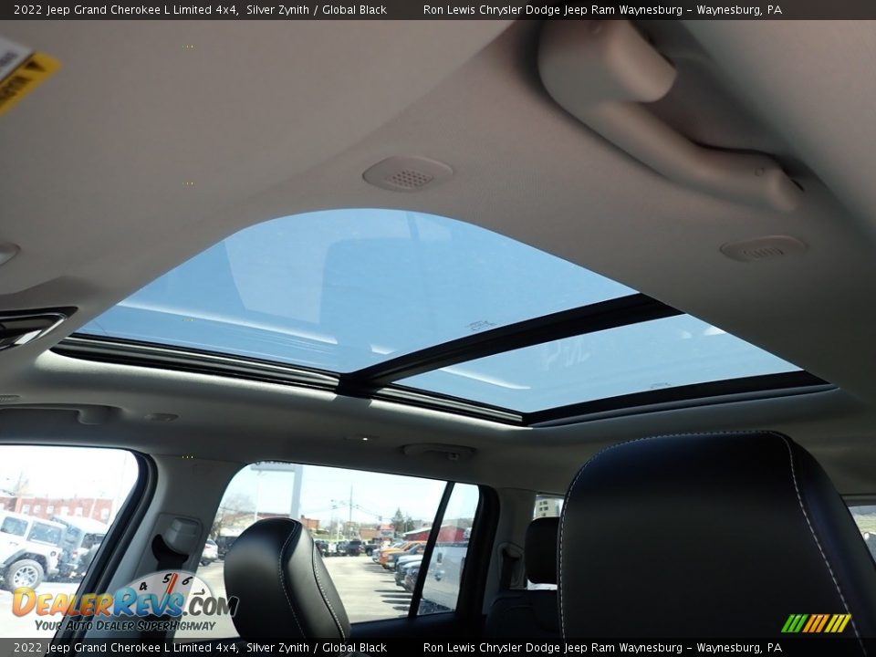 2022 Jeep Grand Cherokee L Limited 4x4 Silver Zynith / Global Black Photo #17