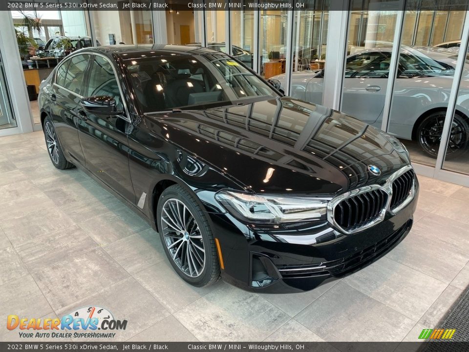 2022 BMW 5 Series 530i xDrive Sedan Jet Black / Black Photo #1