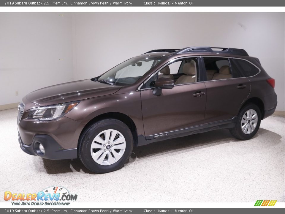 2019 Subaru Outback 2.5i Premium Cinnamon Brown Pearl / Warm Ivory Photo #3