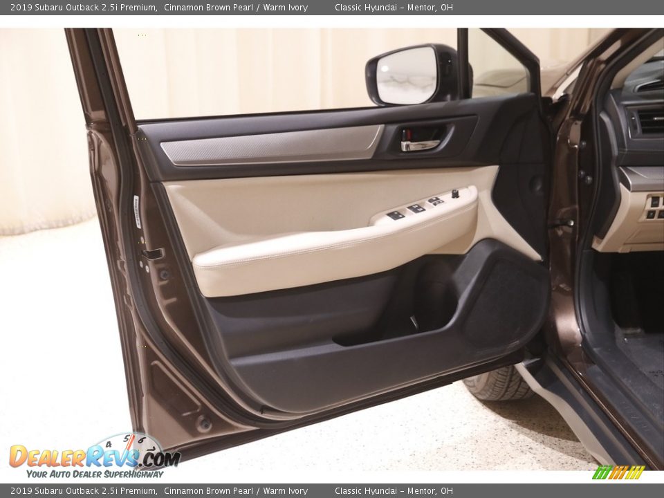 2019 Subaru Outback 2.5i Premium Cinnamon Brown Pearl / Warm Ivory Photo #4