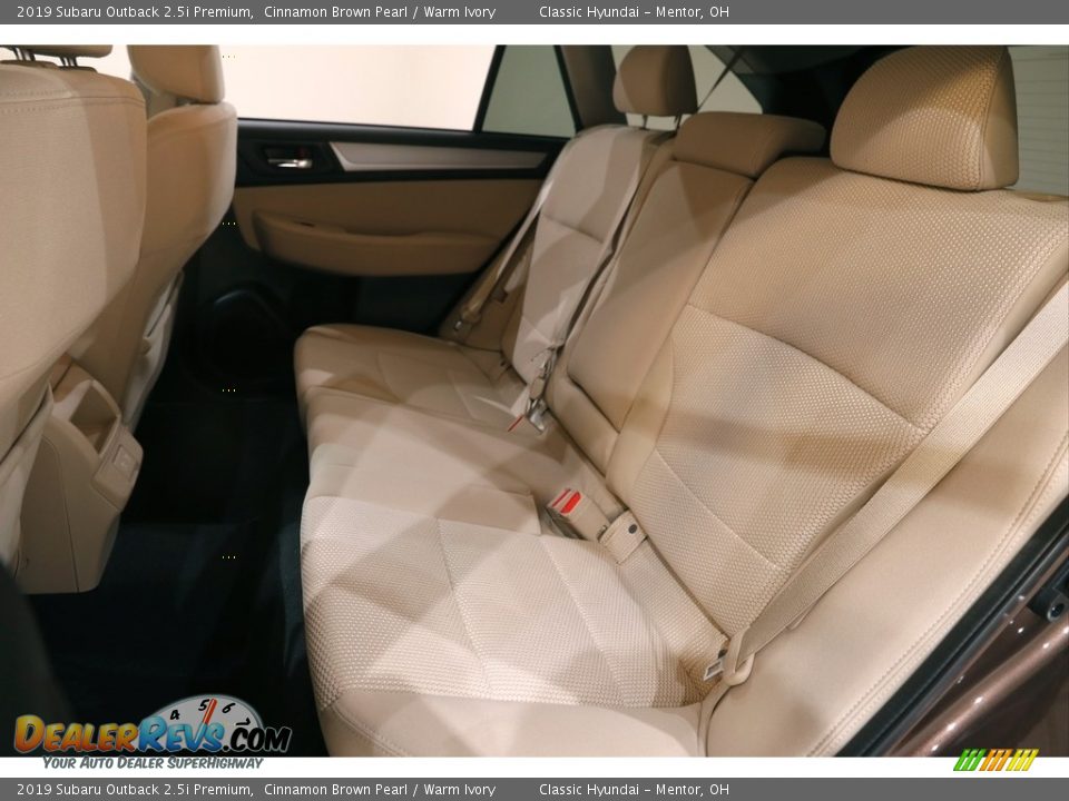 2019 Subaru Outback 2.5i Premium Cinnamon Brown Pearl / Warm Ivory Photo #18