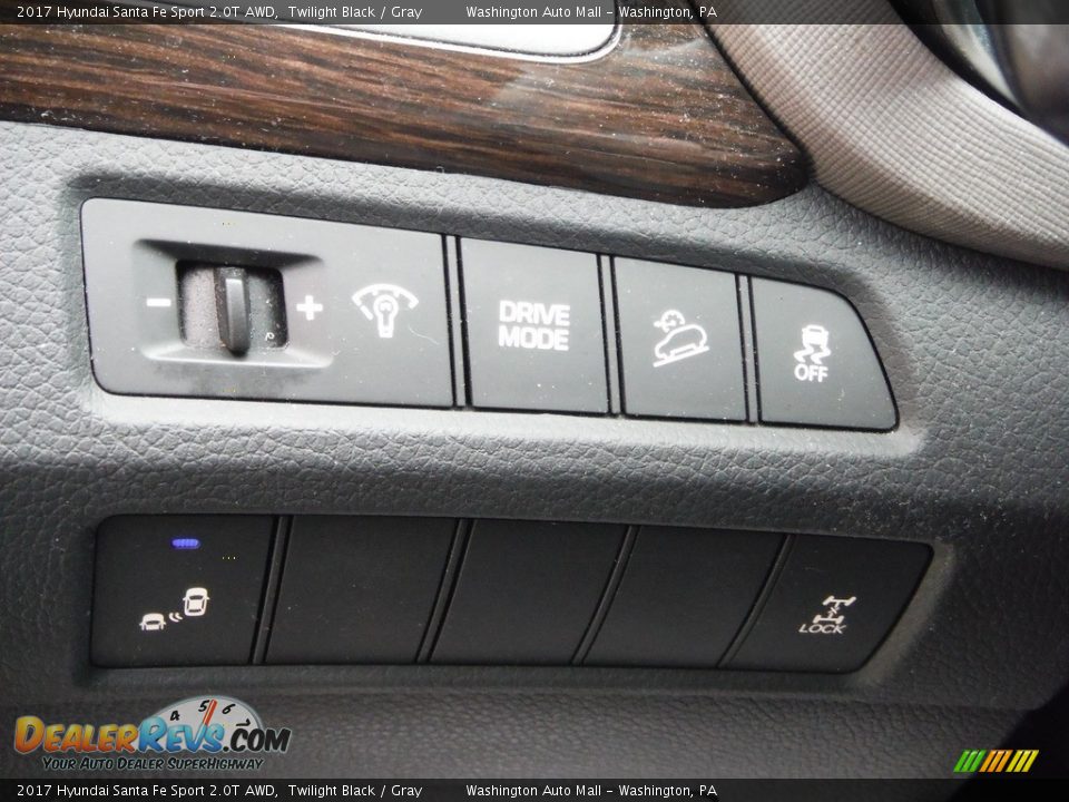 Controls of 2017 Hyundai Santa Fe Sport 2.0T AWD Photo #14