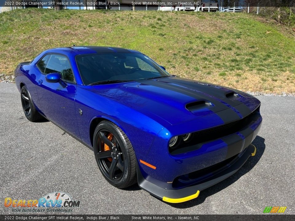 Front 3/4 View of 2022 Dodge Challenger SRT Hellcat Redeye Photo #4