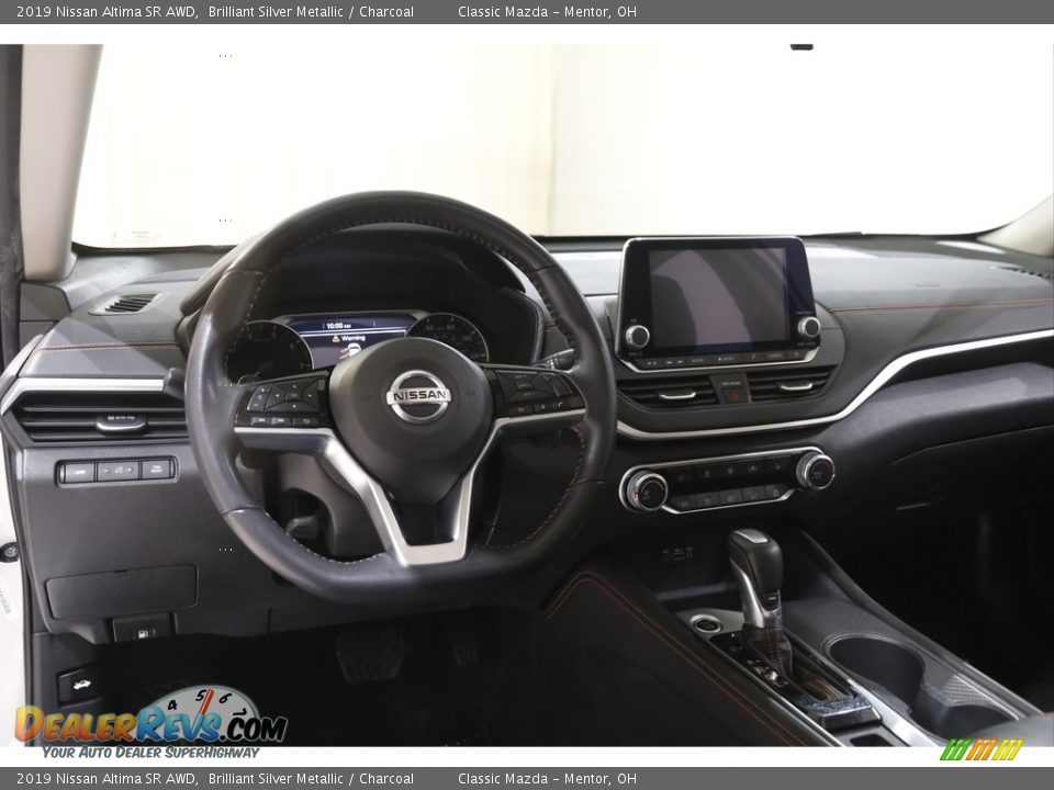2019 Nissan Altima SR AWD Brilliant Silver Metallic / Charcoal Photo #6