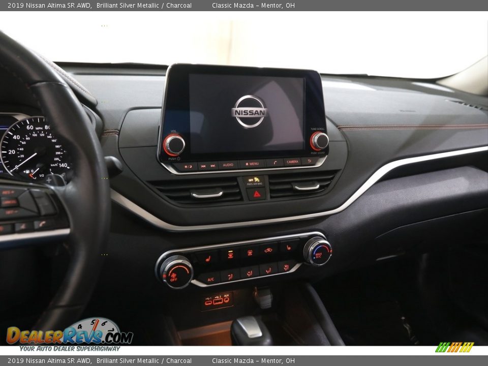 2019 Nissan Altima SR AWD Brilliant Silver Metallic / Charcoal Photo #9