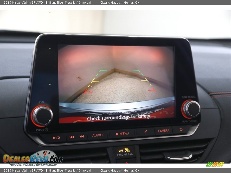 2019 Nissan Altima SR AWD Brilliant Silver Metallic / Charcoal Photo #12