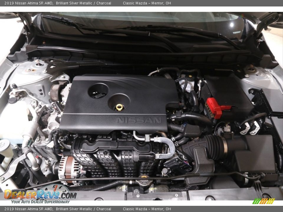 2019 Nissan Altima SR AWD Brilliant Silver Metallic / Charcoal Photo #19