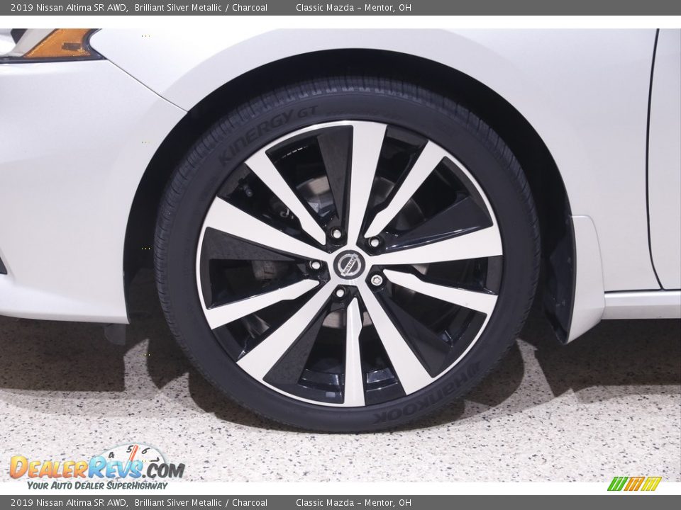 2019 Nissan Altima SR AWD Brilliant Silver Metallic / Charcoal Photo #20