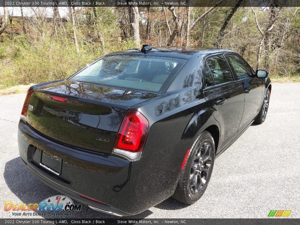 2022 Chrysler 300 Touring L AWD Gloss Black / Black Photo #6