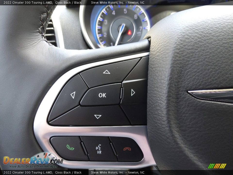 2022 Chrysler 300 Touring L AWD Steering Wheel Photo #19