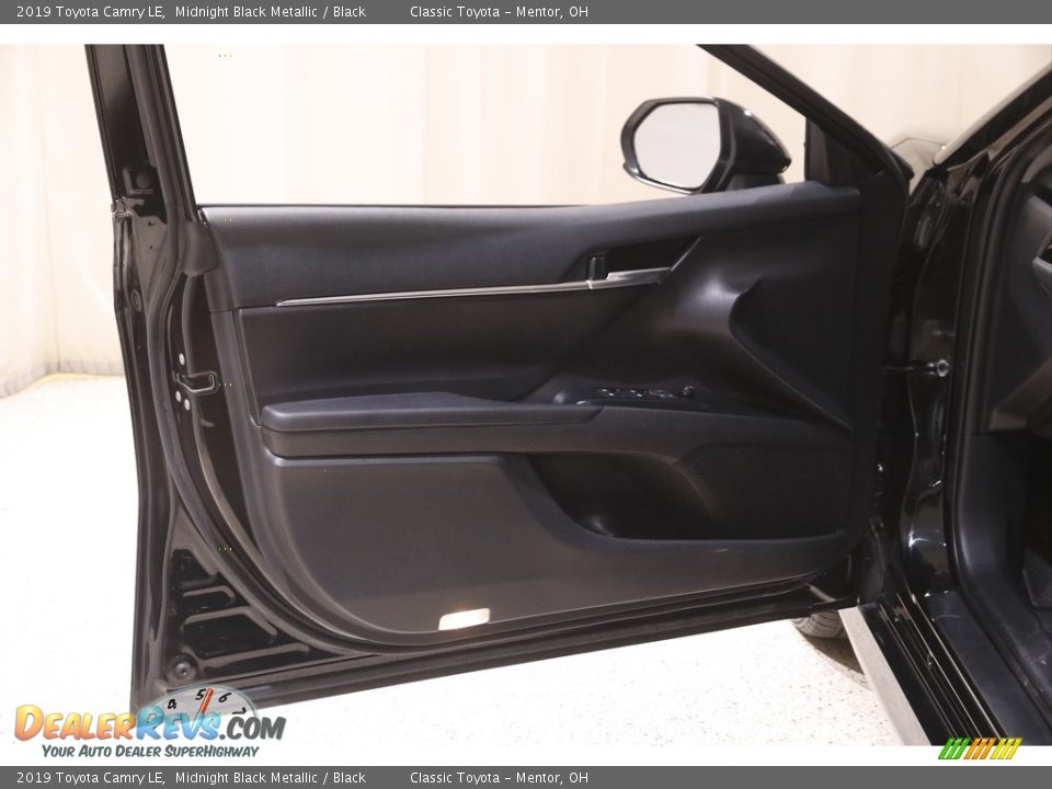 2019 Toyota Camry LE Midnight Black Metallic / Black Photo #4
