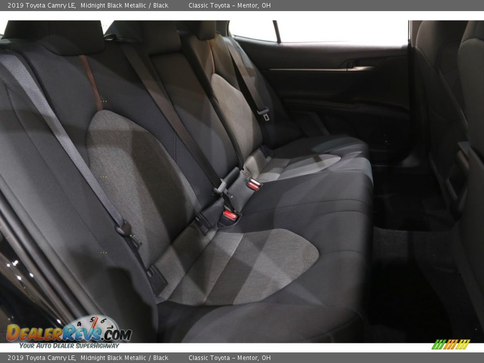 2019 Toyota Camry LE Midnight Black Metallic / Black Photo #15