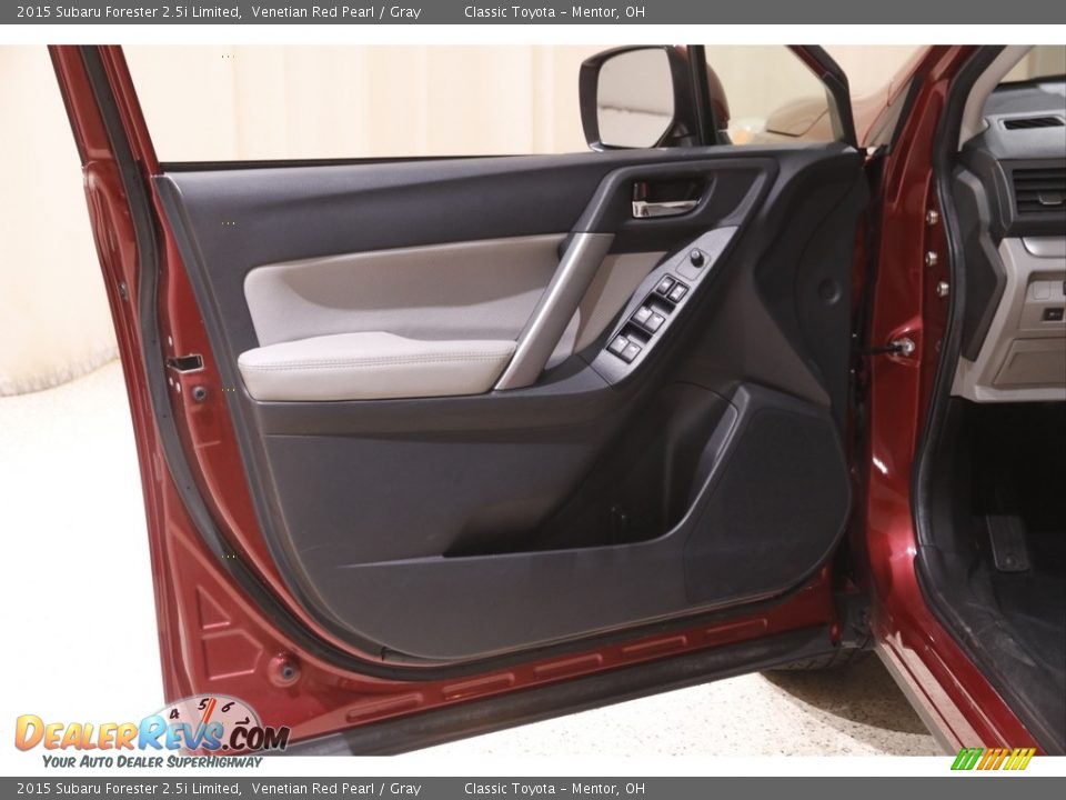 2015 Subaru Forester 2.5i Limited Venetian Red Pearl / Gray Photo #4