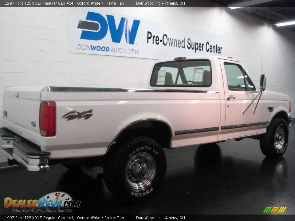 1997 Ford F250 XLT Regular Cab 4x4 Oxford White / Prairie Tan Photo #6