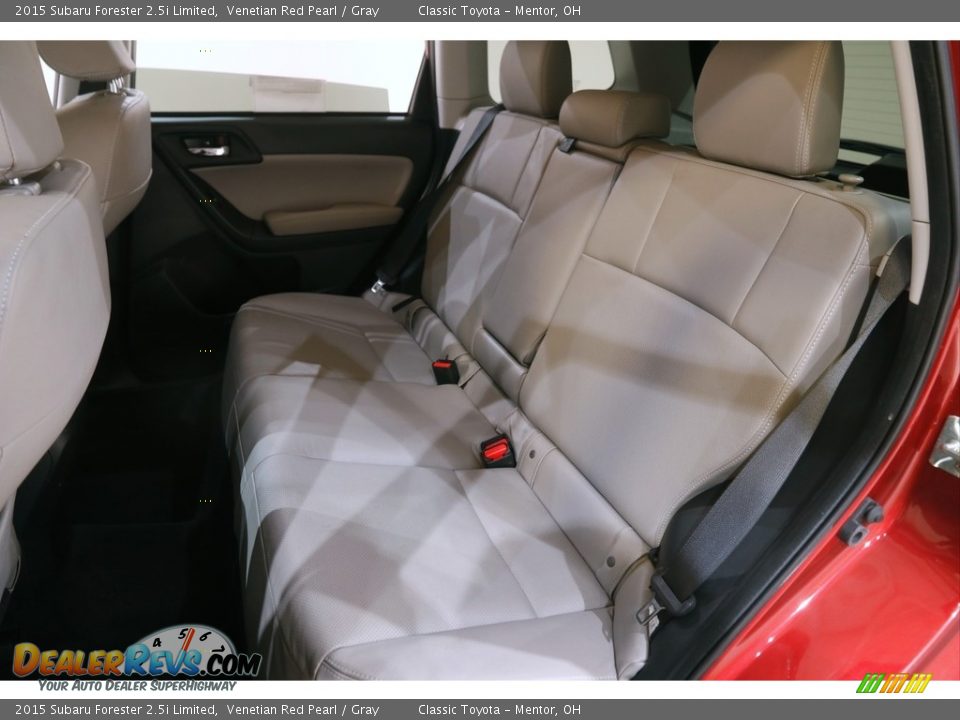 2015 Subaru Forester 2.5i Limited Venetian Red Pearl / Gray Photo #20
