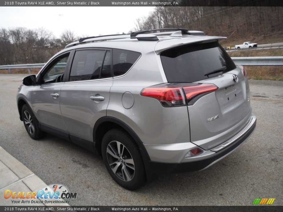 2018 Toyota RAV4 XLE AWD Silver Sky Metallic / Black Photo #13