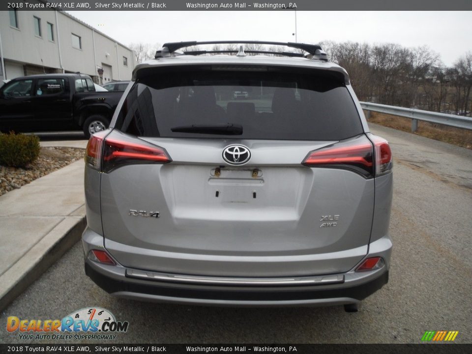 2018 Toyota RAV4 XLE AWD Silver Sky Metallic / Black Photo #14