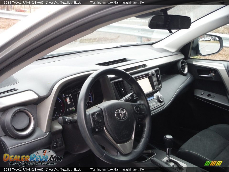 2018 Toyota RAV4 XLE AWD Silver Sky Metallic / Black Photo #17