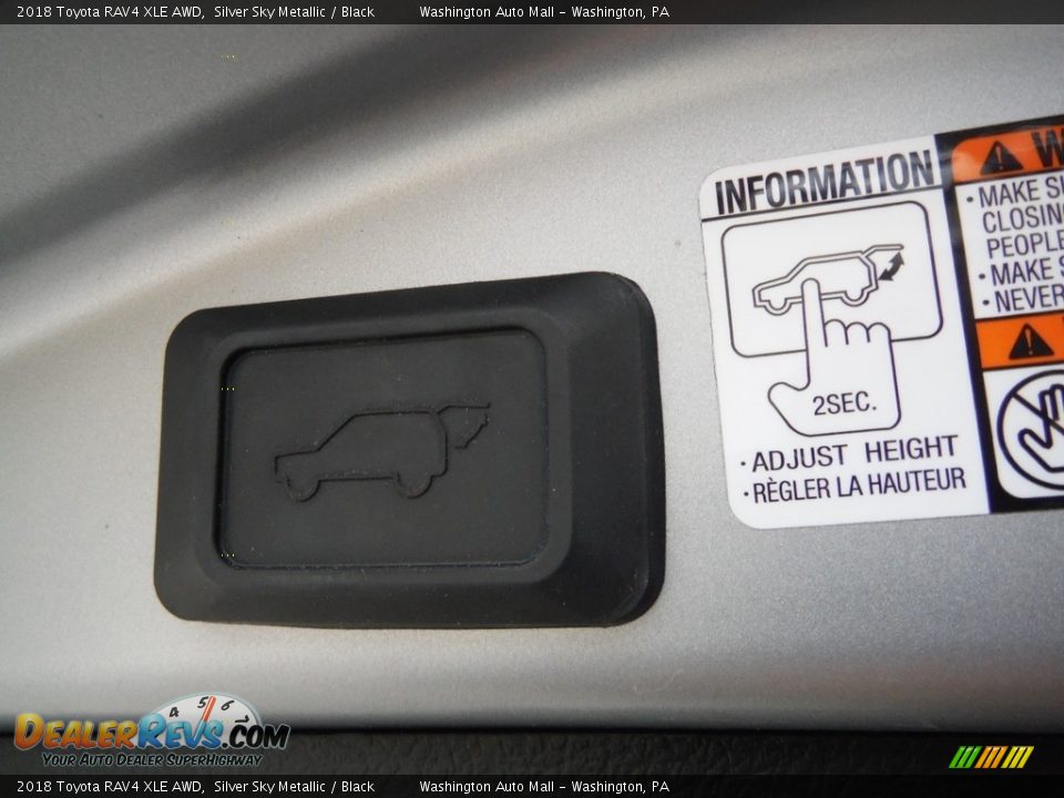 2018 Toyota RAV4 XLE AWD Silver Sky Metallic / Black Photo #26