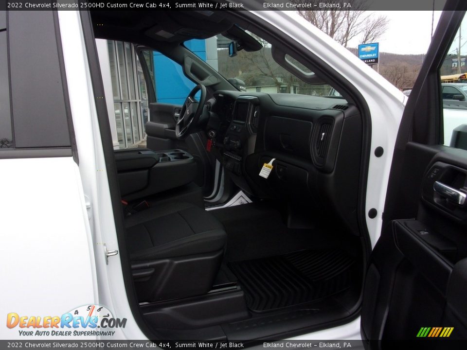 2022 Chevrolet Silverado 2500HD Custom Crew Cab 4x4 Summit White / Jet Black Photo #18