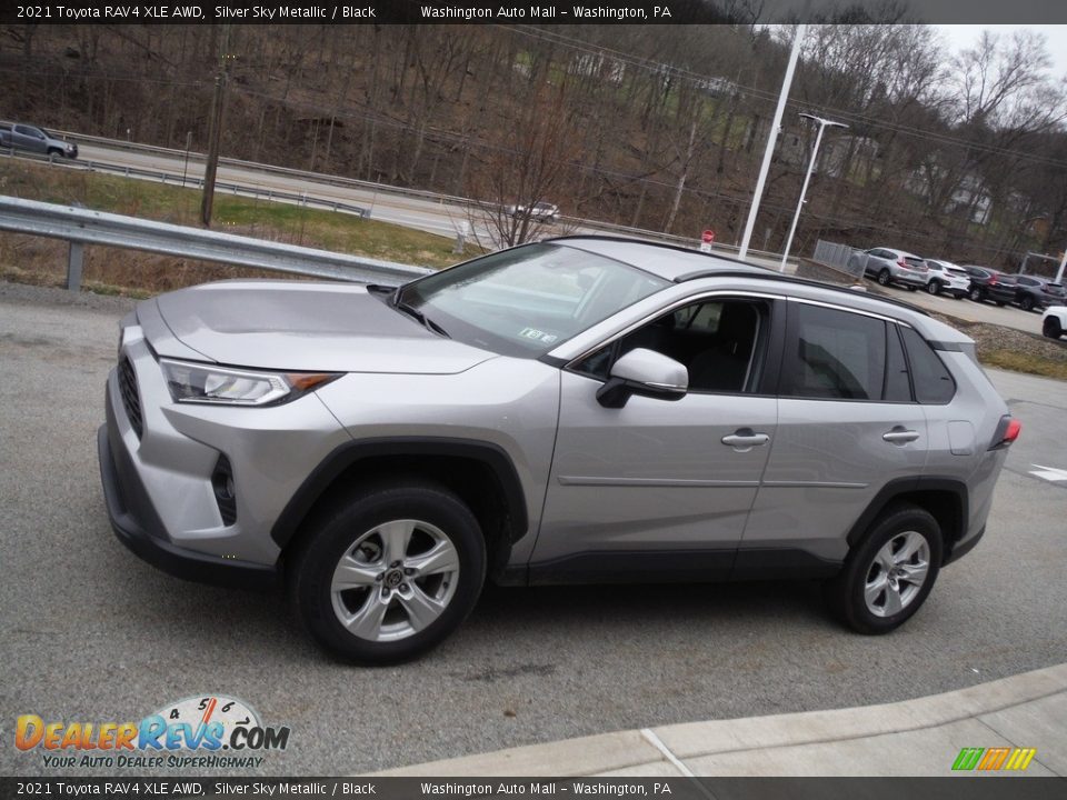 Silver Sky Metallic 2021 Toyota RAV4 XLE AWD Photo #11