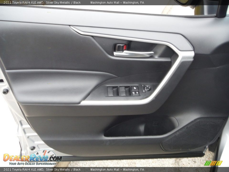 2021 Toyota RAV4 XLE AWD Silver Sky Metallic / Black Photo #21