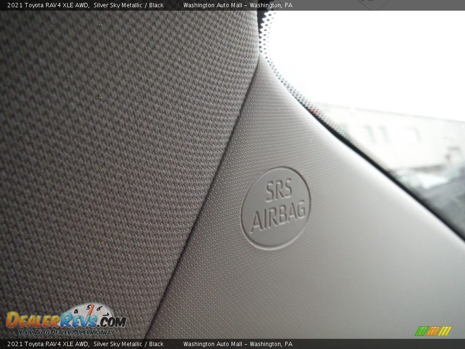 2021 Toyota RAV4 XLE AWD Silver Sky Metallic / Black Photo #24