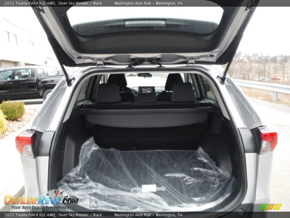 2021 Toyota RAV4 XLE AWD Silver Sky Metallic / Black Photo #29