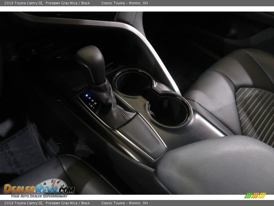 2019 Toyota Camry SE Predawn Gray Mica / Black Photo #12