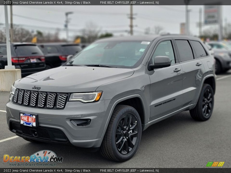 2022 Jeep Grand Cherokee Laredo X 4x4 Sting-Gray / Black Photo #1