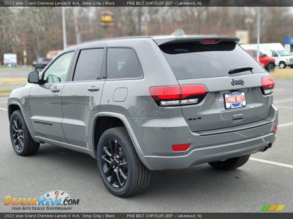 2022 Jeep Grand Cherokee Laredo X 4x4 Sting-Gray / Black Photo #6