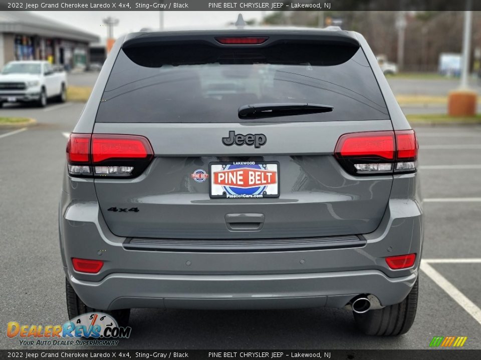 2022 Jeep Grand Cherokee Laredo X 4x4 Sting-Gray / Black Photo #7