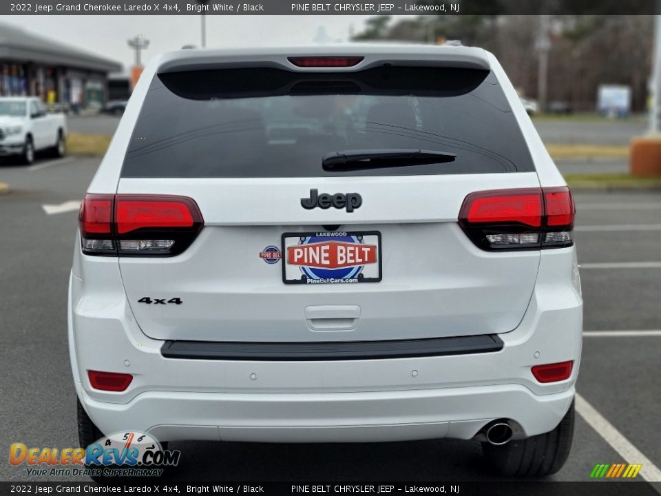 2022 Jeep Grand Cherokee Laredo X 4x4 Bright White / Black Photo #7