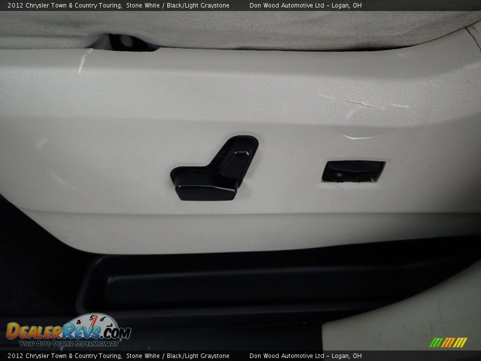 2012 Chrysler Town & Country Touring Stone White / Black/Light Graystone Photo #16