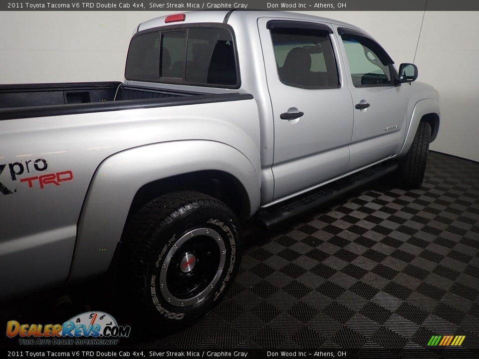 2011 Toyota Tacoma V6 TRD Double Cab 4x4 Silver Streak Mica / Graphite Gray Photo #17