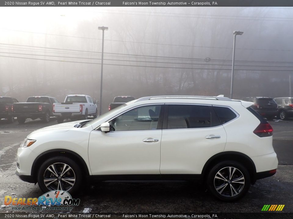 2020 Nissan Rogue SV AWD Pearl White Tricoat / Charcoal Photo #6