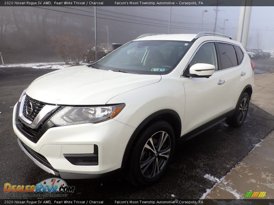 2020 Nissan Rogue SV AWD Pearl White Tricoat / Charcoal Photo #7