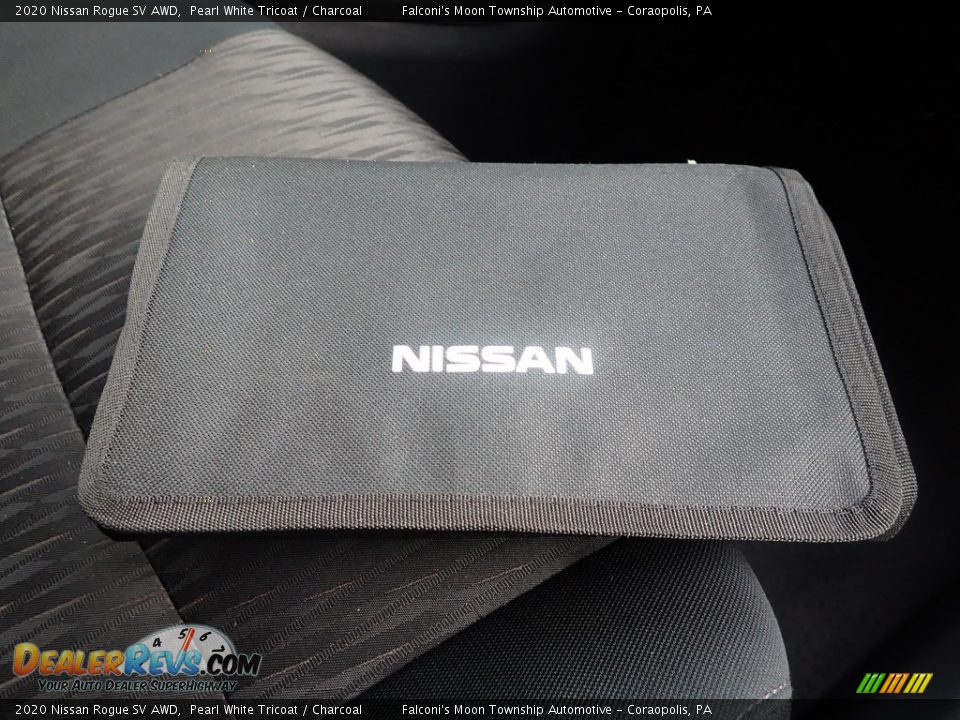 2020 Nissan Rogue SV AWD Pearl White Tricoat / Charcoal Photo #13