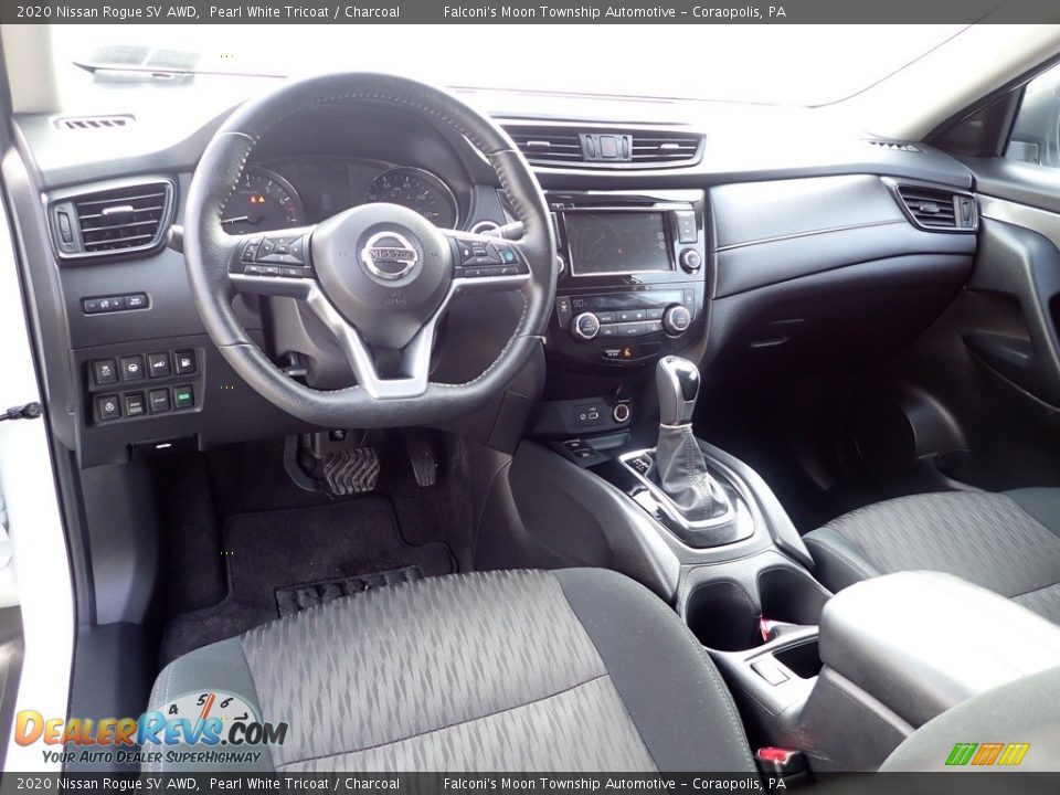 2020 Nissan Rogue SV AWD Pearl White Tricoat / Charcoal Photo #19