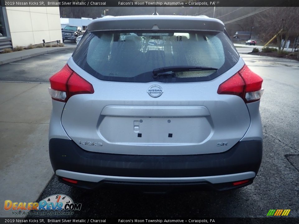 2019 Nissan Kicks SR Brilliant Silver Metallic / Charcoal Photo #3