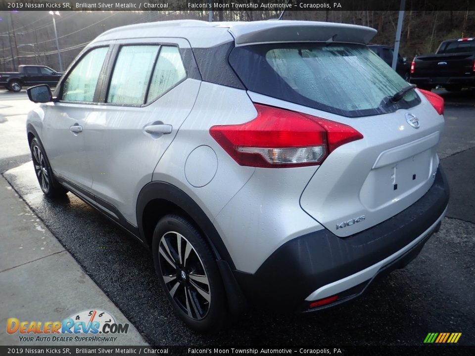 2019 Nissan Kicks SR Brilliant Silver Metallic / Charcoal Photo #5