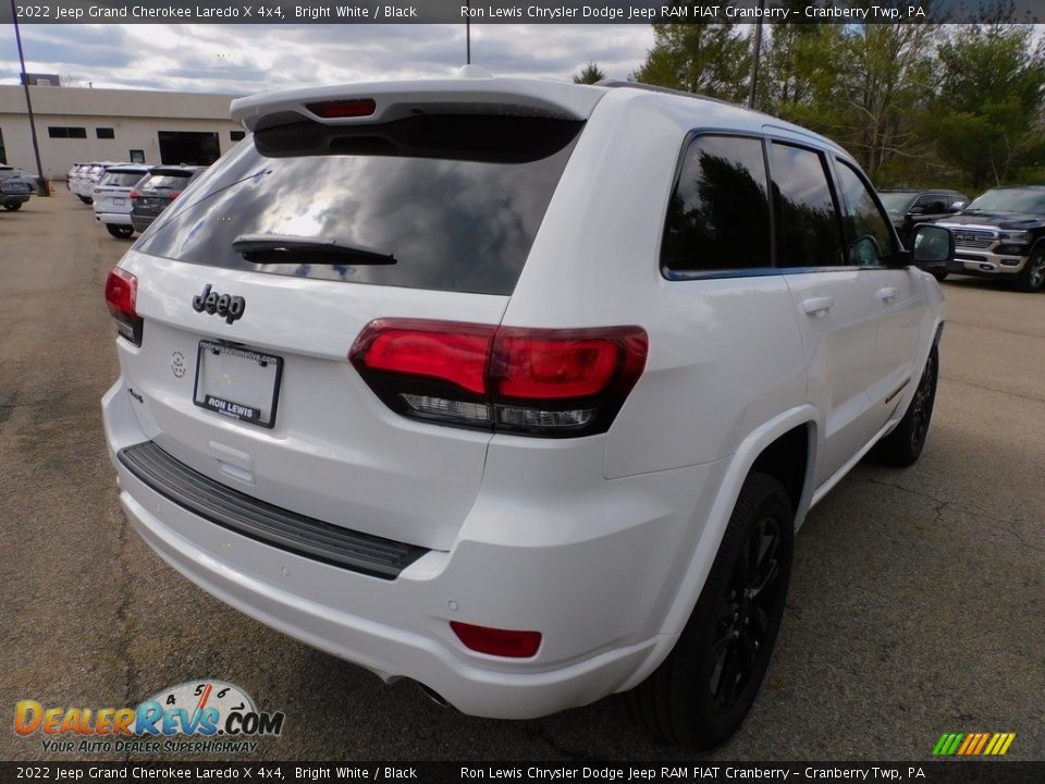 2022 Jeep Grand Cherokee Laredo X 4x4 Bright White / Black Photo #5